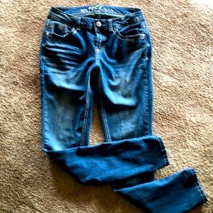 Wallflower Skinny Jean